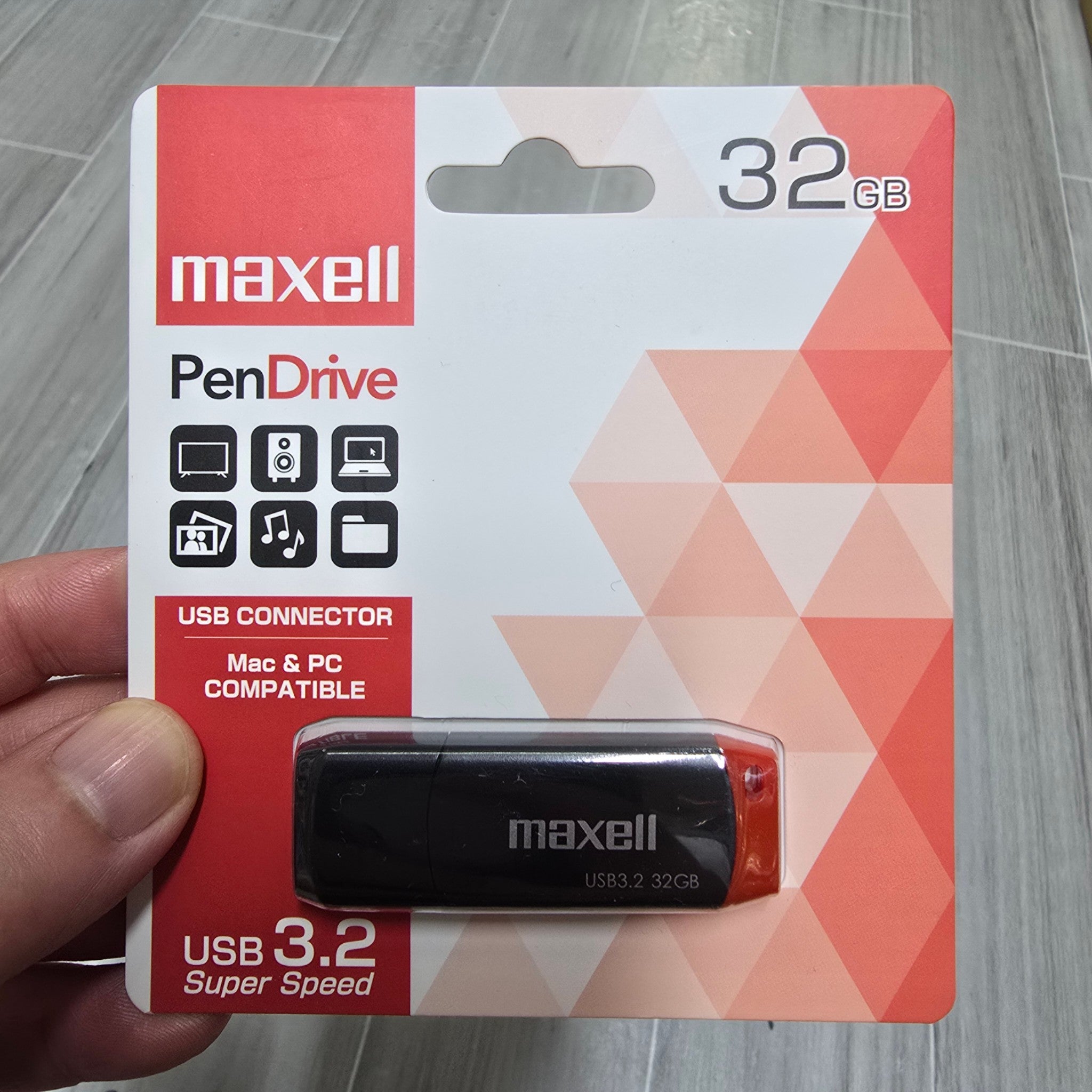 Maxell 32GB USB 隨身碟