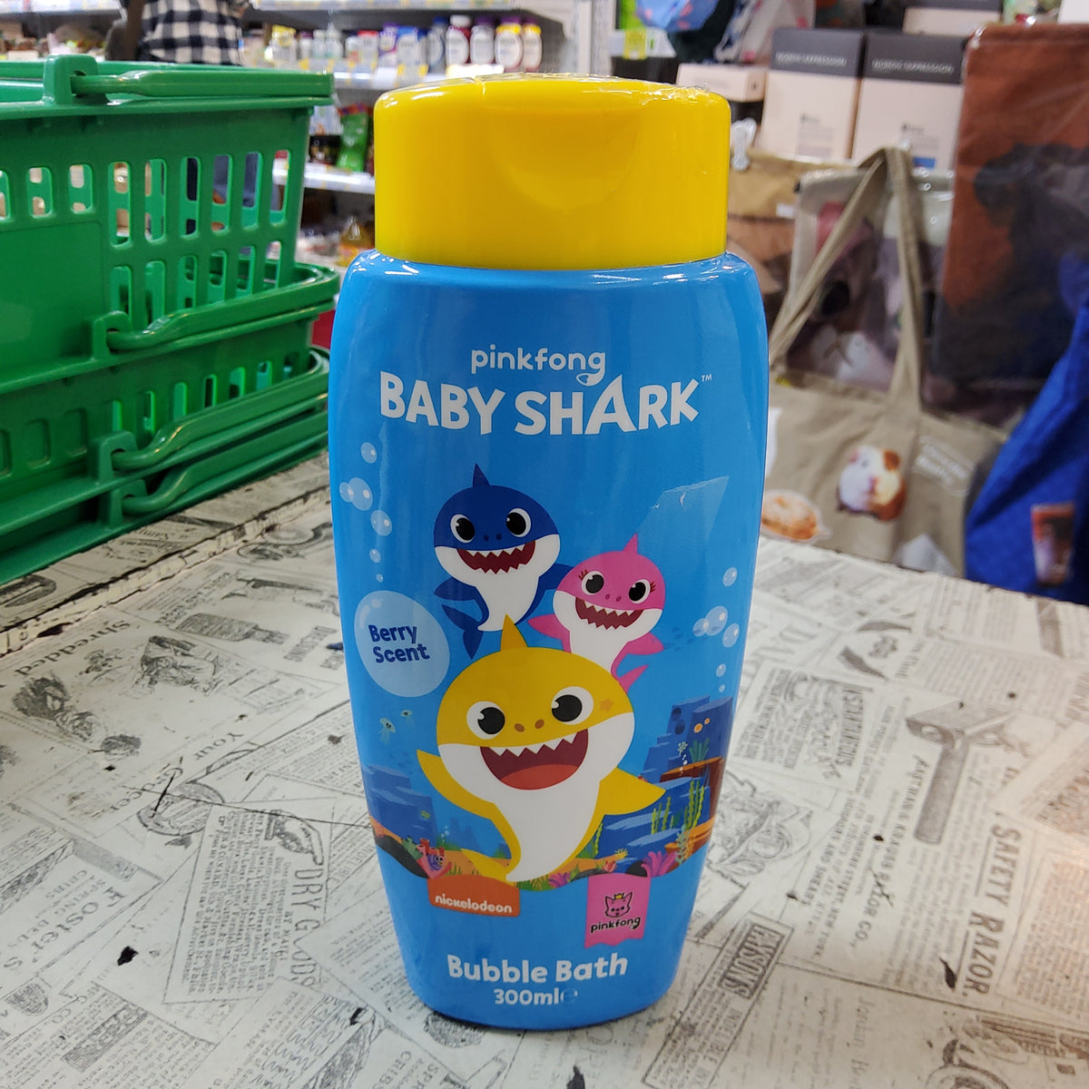 Baby Shark 泡泡浴露300ml｜莓果香味｜兒童泡泡浴及沐浴露｜捷克製
