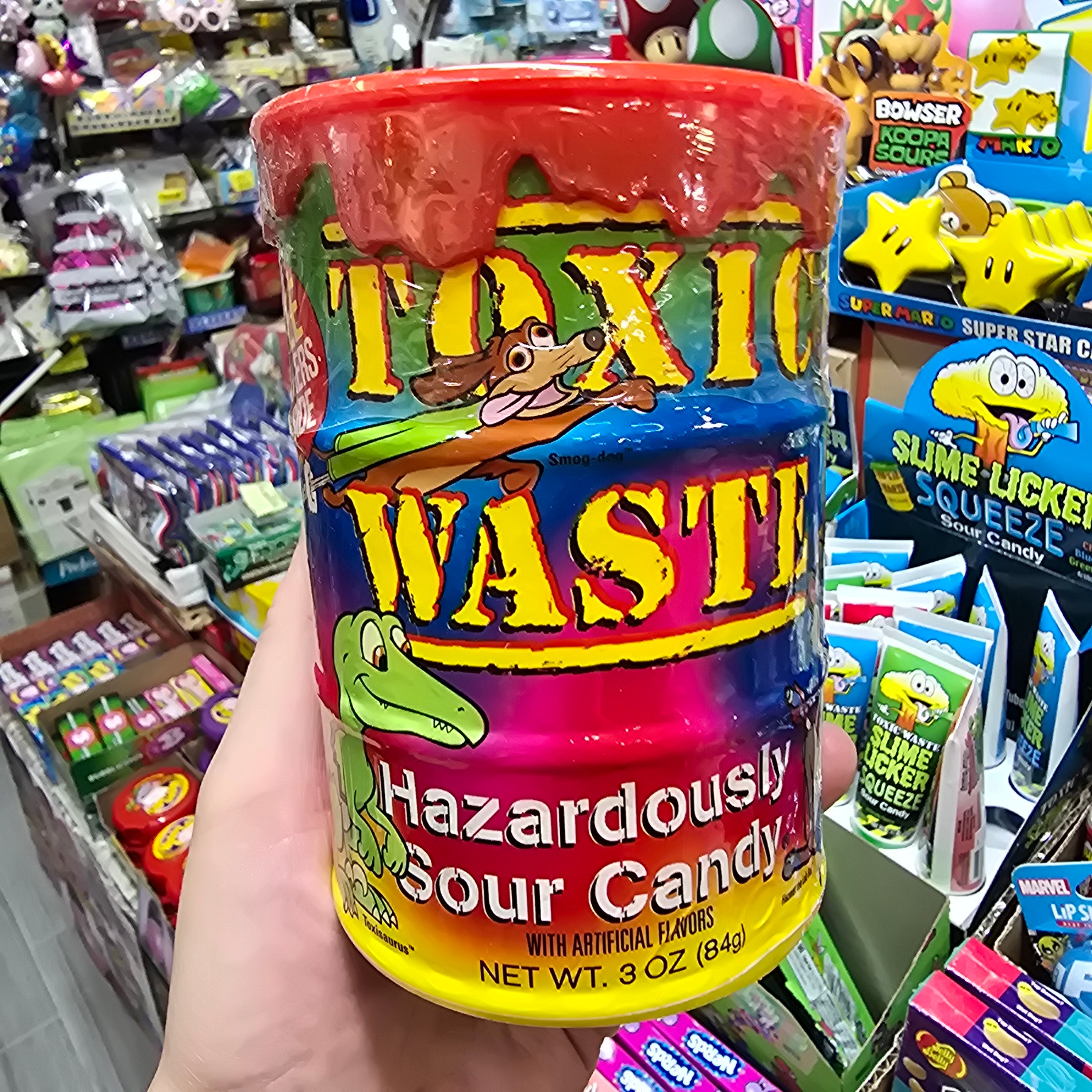 Toxic Waste Hazardously Sour Candy 85g (✈️美加直送)