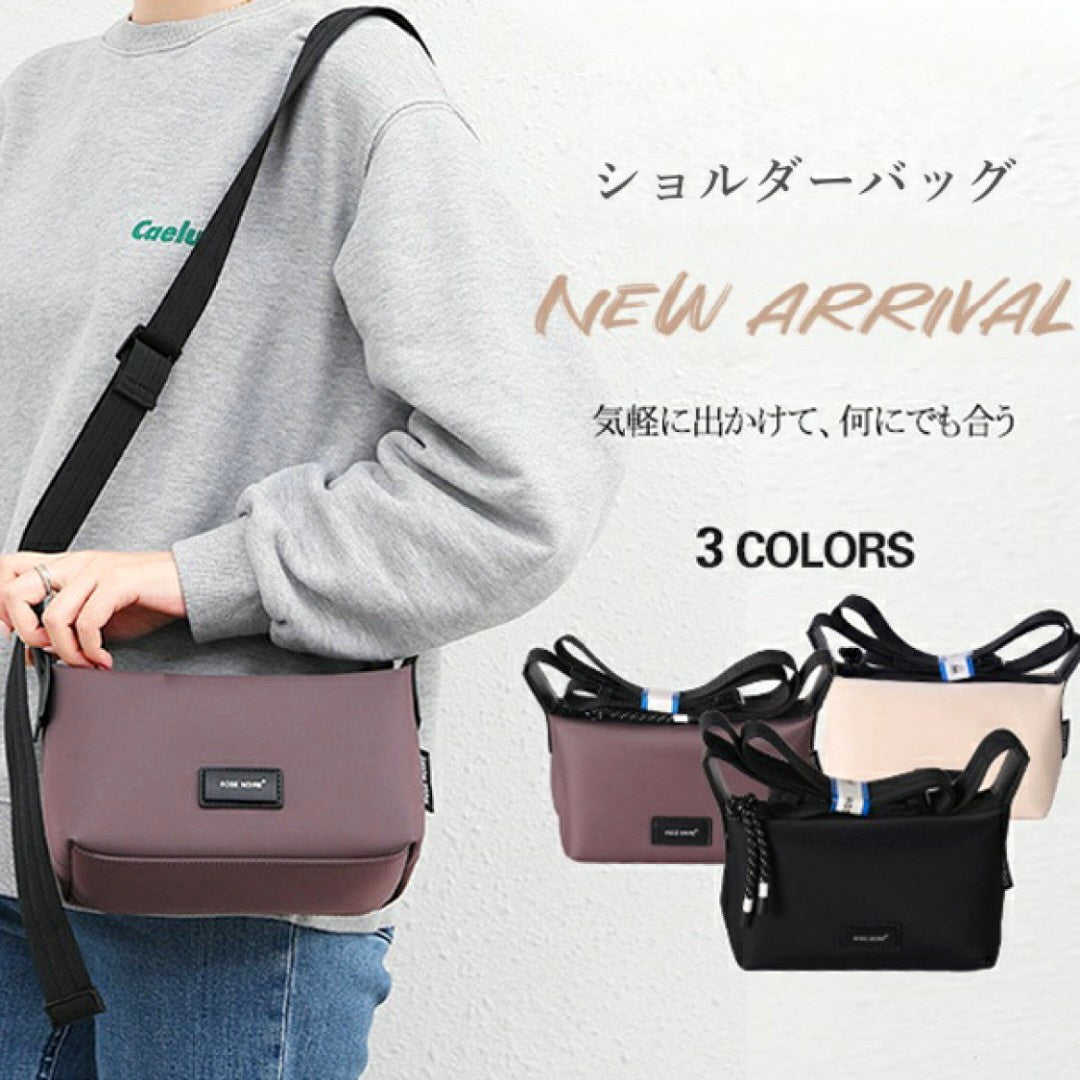 日牌 Rose Noire 防水材質輕量斜挎包